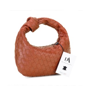 Geanta mica de mana, model impletit, din piele naturala DiAmanti Firenze Maro Coniac Geanta mica de mana, model impletit, din piele naturala DiAmanti Firenze Maro Coniac